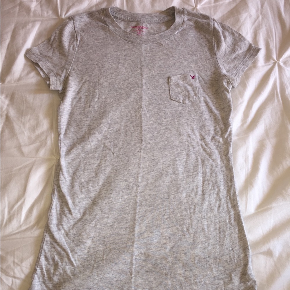american eagle t shirt!